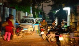 Nhóm giang hồ Sài Gòn đâm gục người đàn ông trước cửa nhà