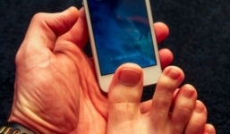 Bảo mật cho smartphone bằng... vân chân