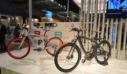 Piaggio làm xe đạp điện chạy 120 km không cần sạc