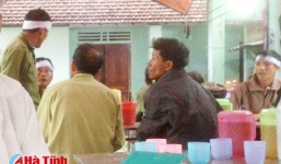 Vụ đôi nam nữ chết trên giường: Nghi vấn dựng hiện trường giả