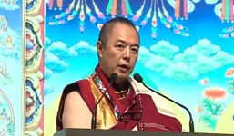 'Hoàng A Mã' Trương Thiết Lâm quy y cửa Phật sau scandal