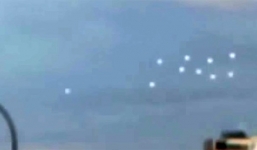 Phát hiện 'nhiều quả cầu lạ' trên bầu trời Mỹ