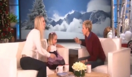 Video: Bé gái 3 tuổi có trí thông minh kỳ lạ khiến nhiều người sửng sốt