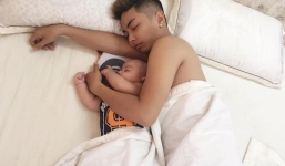 Facebook sao Việt: Hoàng Thùy Linh xinh đẹp dạo phố