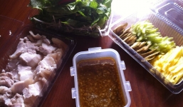 Nhà giàu 'săn' mắm rươi gần triệu đồng/lít biếu sếp