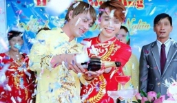 Xôn xao đám cưới đồng tính nam ở miền Tây