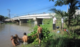 Để lại thư tuyệt mệnh cho bạn trai, nữ sinh lớp 10 nhảy sông tự tử