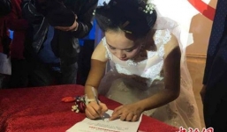 Nhà hàng bắt buộc ký cam kết không ly hôn mới tổ chức cưới