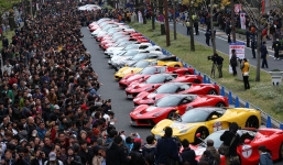 Dàn siêu xe Ferrari 'gây bão' tại Nhật Bản