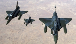 Liên quân Mỹ bị tố dội bom vào doanh trại quân đội Syria