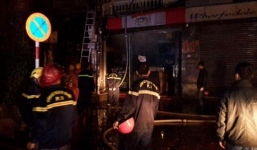 Hỏa hoạn thiêu rụi 3 căn hộ trong biệt thự cổ ở Hà Nội