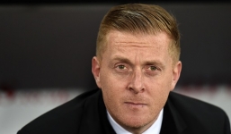 Thêm một HLV của Premier League bị sa thải nhưng không phải Mourinho