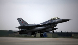 Thổ Nhĩ Kỳ không kích lực lượng người Kurd tại Iraq