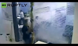 Video: Thót tim với những pha thoát khỏi tử thần khó tin 