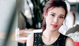 Á hậu Hoàng Oanh khoe nét đẹp gợi cảm 'khó cưỡng'