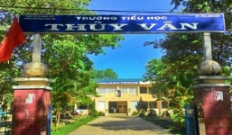 Cô giáo bị đánh ghen trên lớp có thể tố cáo người hành hung mình về tội gì?