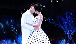 Angela Phương Trinh 'khóa môi' mẫu nam trên sàn diễn