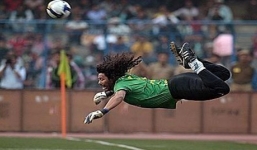 Video: Những pha ghi bàn khiến đối thủ tức 'ói máu'