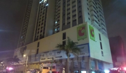 Cháy chung cư ở Hà Nội: thai phụ và con nhỏ kêu cứu từ tầng 18 trong đêm