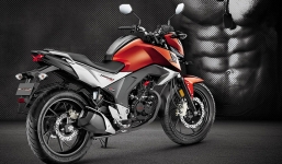 'Giật mình' với xe côn tay giá rẻ vừa ra mắt của Honda