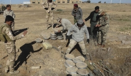 Tận mắt xem kho vũ khí đồ sộ của IS