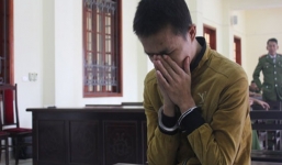 'Yêu râu xanh' dọa quay clip rồi giở trò đồi bại với bé gái 12 tuổi