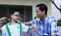 Cậu bé 7 tuổi nói tiếng Anh thông thạo như người Mỹ