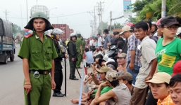 300 cảnh sát bảo vệ phiên xử vụ thảm án 6 người ở Bình Phước