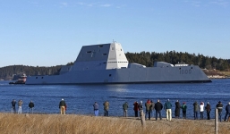 Video: Khu trục hạm mang hình dạng 'đến từ tương lai' của Mỹ