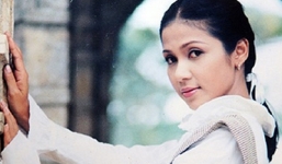 'Người đẹp Tây Đô' Việt Trinh bức xúc khi cuộc sống riêng bị soi mói