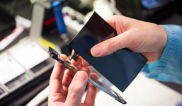 Cận cảnh xưởng sản xuất điện thoại siêu đắt Vertu