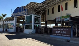 Hỗn chiến trên sân bóng, một sinh viên thiệt mạng