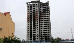 Một thầy giáo tiểu học rơi từ tòa nhà 20 tầng tử vong