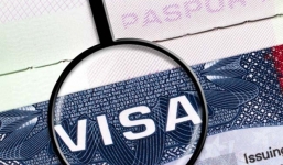 Người xin visa đi Mỹ sẽ phải 'trình' cả Facebook