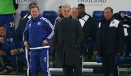 HLV Jose Mourinho bị Chelsea sa thải