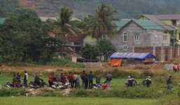 Phát hiện thi thể người đàn ông dưới ruộng rau muống