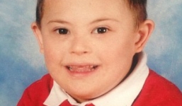 Bé trai tử vong do bác sĩ nhầm lẫn bệnh nhân