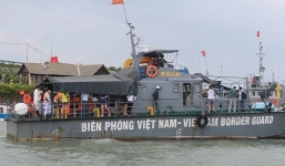 Biên phòng Việt Nam giải cứu 29 du khách Nga bị đắm tàu