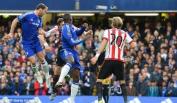 Chelsea 3-1 Sunderland: 'Thay tướng đổi vận'