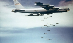 B-52 của Mỹ 'bay lạc' vào khu vực đảo nhân tạo của Trung Quốc