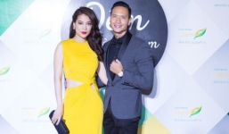 Trương Ngọc Ánh khoe eo thon bên Kim Lý