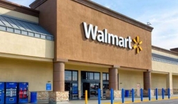 'Ông già Noel' bí mật chi 2 tỷ cho khách đi siêu thị