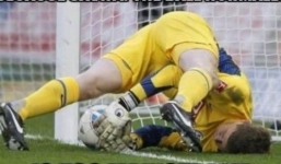 Video: Những pha làm bàn khiến khán giả cười 'vỡ bụng'