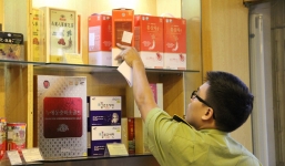 An cung Hàn Quốc: Bệnh viện cũng bán 'tiên dược dỏm'