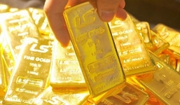 Giá vàng hôm nay 23/12: Vàng thế giới lại tuột dốc