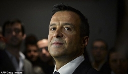 Siêu cò 'Jorge Mendes' lên tiếng về việc Mourinho thay thế Van Gaal