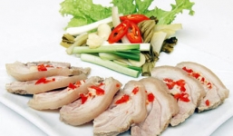 Bí quyết luộc thịt lợn trắng không bị hôi đạt chuẩn