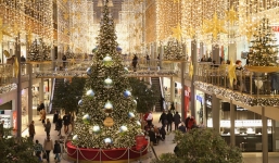 Cả thế giới bừng sáng lộng lẫy dịp Giáng sinh