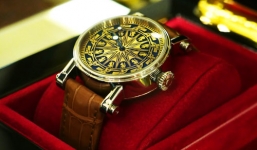 Món đồ xa xỉ lấy cảm hứng từ trống đồng Đông Sơn