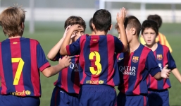 Video: Sao trẻ Barca ban bật ghi bàn đẹp mắt chỉ sau 17 giây